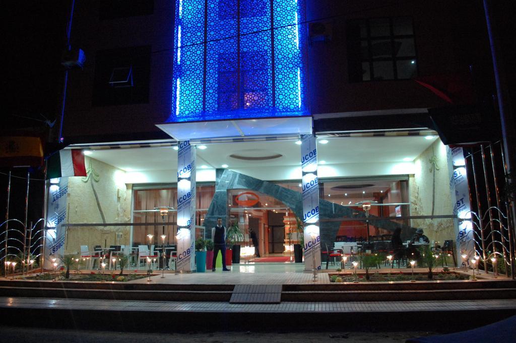 Hotel Salwan al-Ayun Exteriör bild
