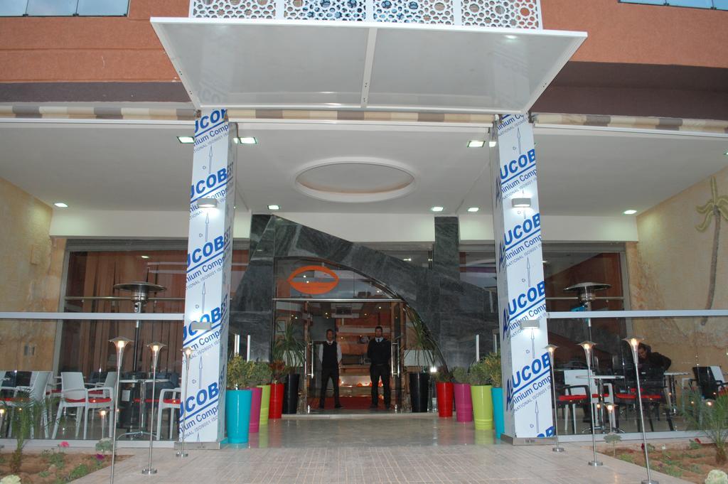 Hotel Salwan al-Ayun Exteriör bild