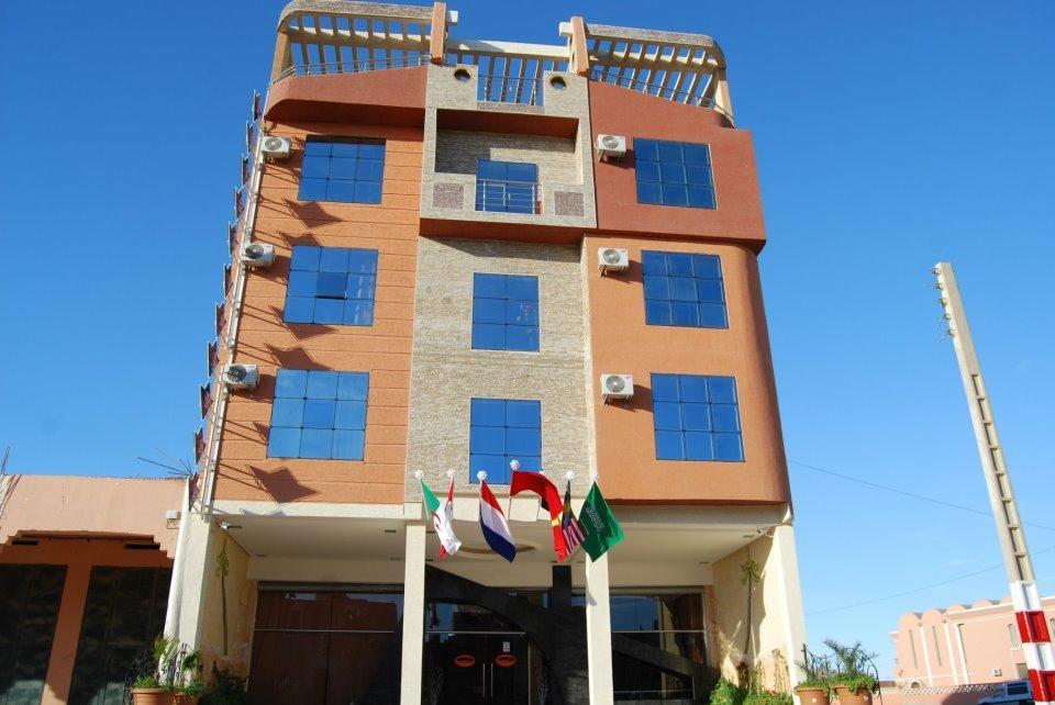 Hotel Salwan al-Ayun Exteriör bild